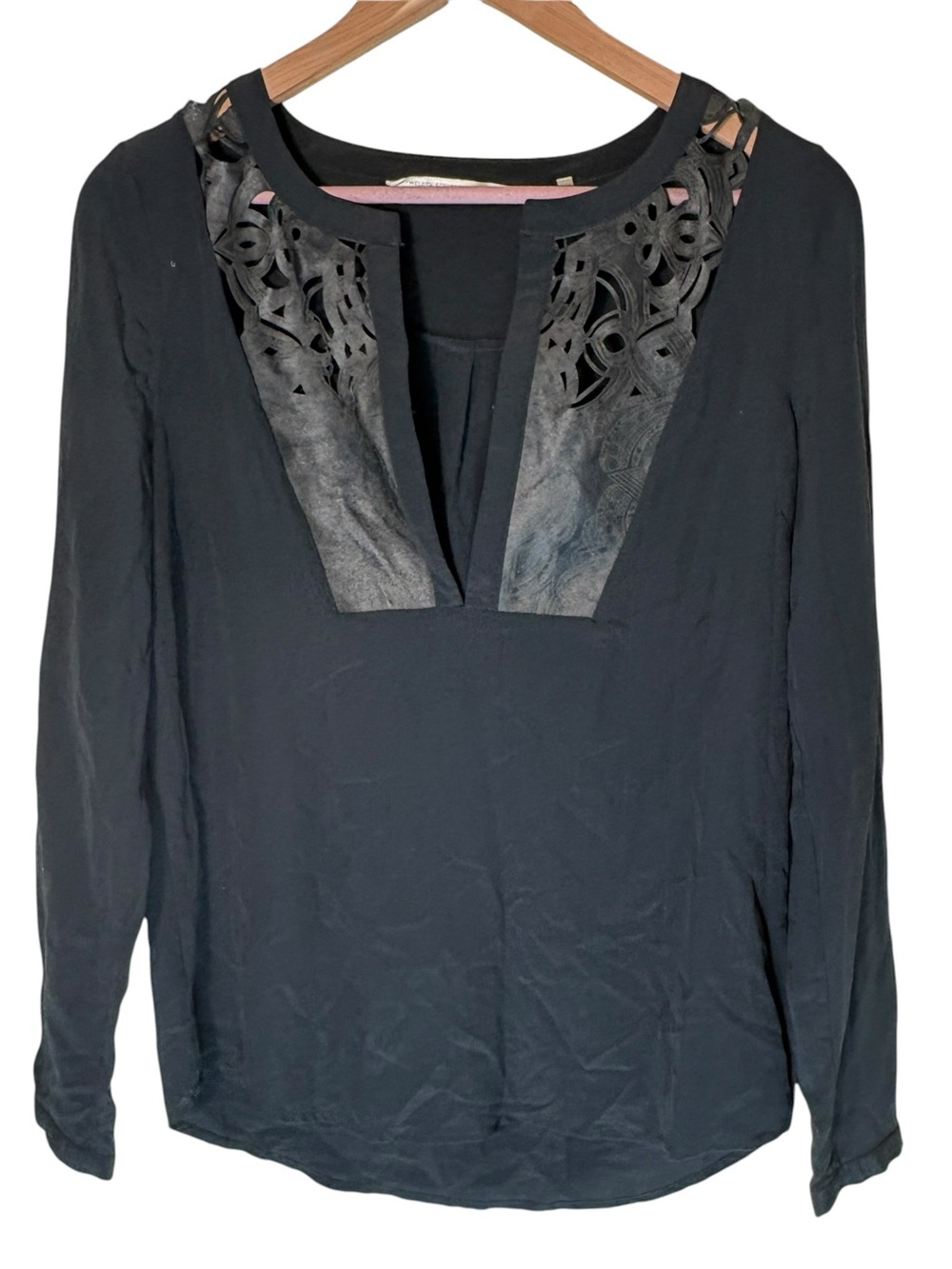 Velvet Street 100% Silk Black Blouse Lamb Leather Cutout Detail Size 8